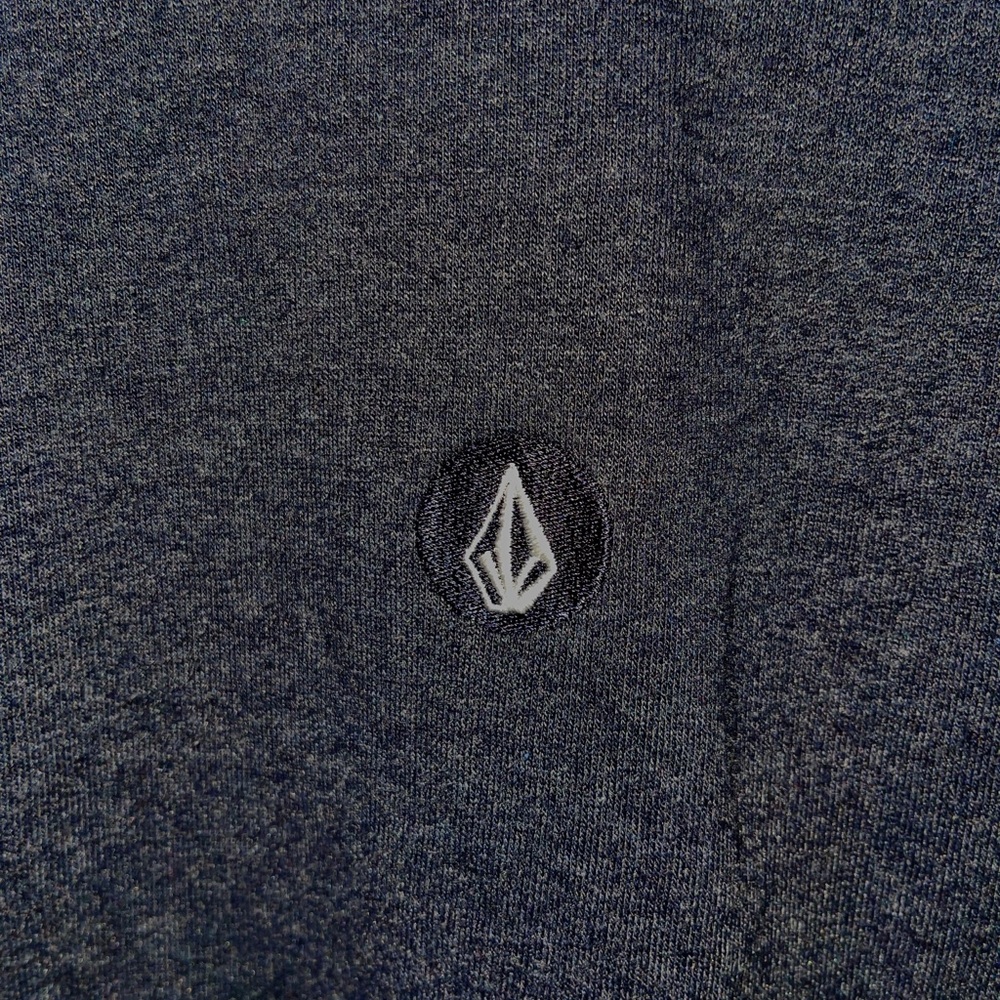 Volcom Hoodie - Picture 2 of 3